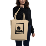 woman holding the eco tote bag